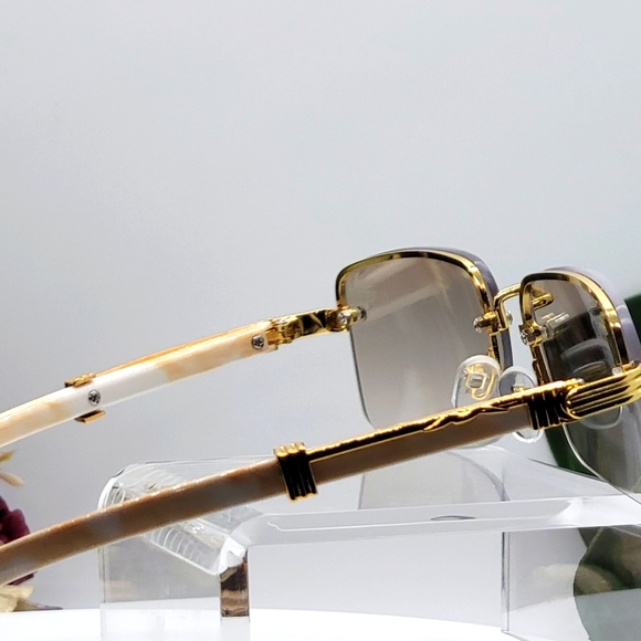 "Hotstepper" Premium Sunglasses - Picture 3 of 5